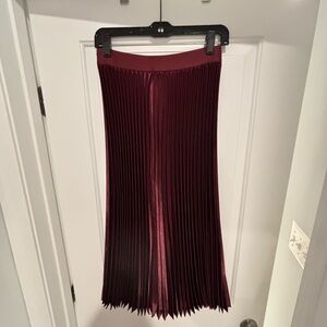 Cupshe Deep Red Pleated Midi Skirt